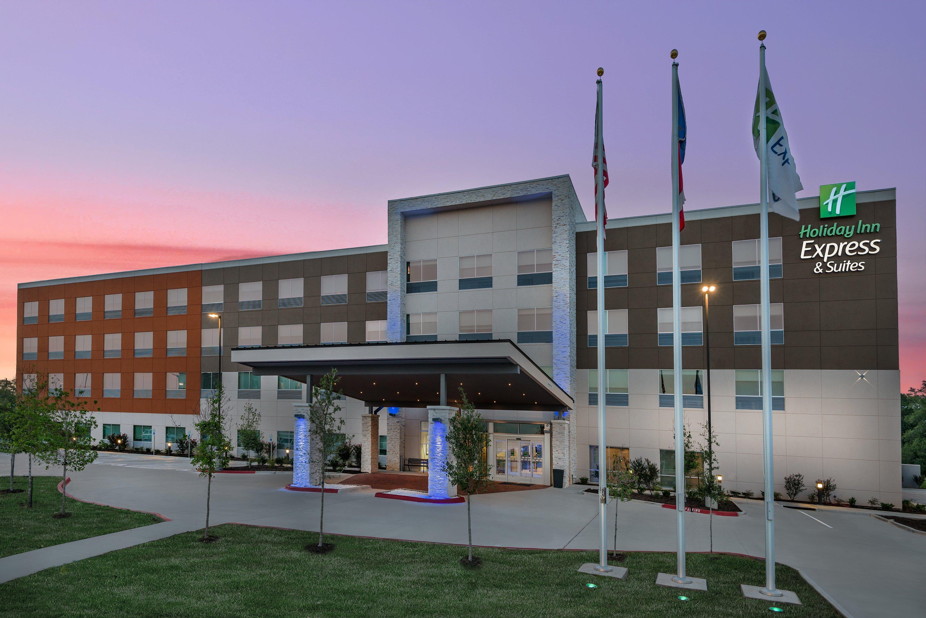 Holiday Inn Express & Suites Bryan - College Station, An Ihg Hotel Extérieur photo